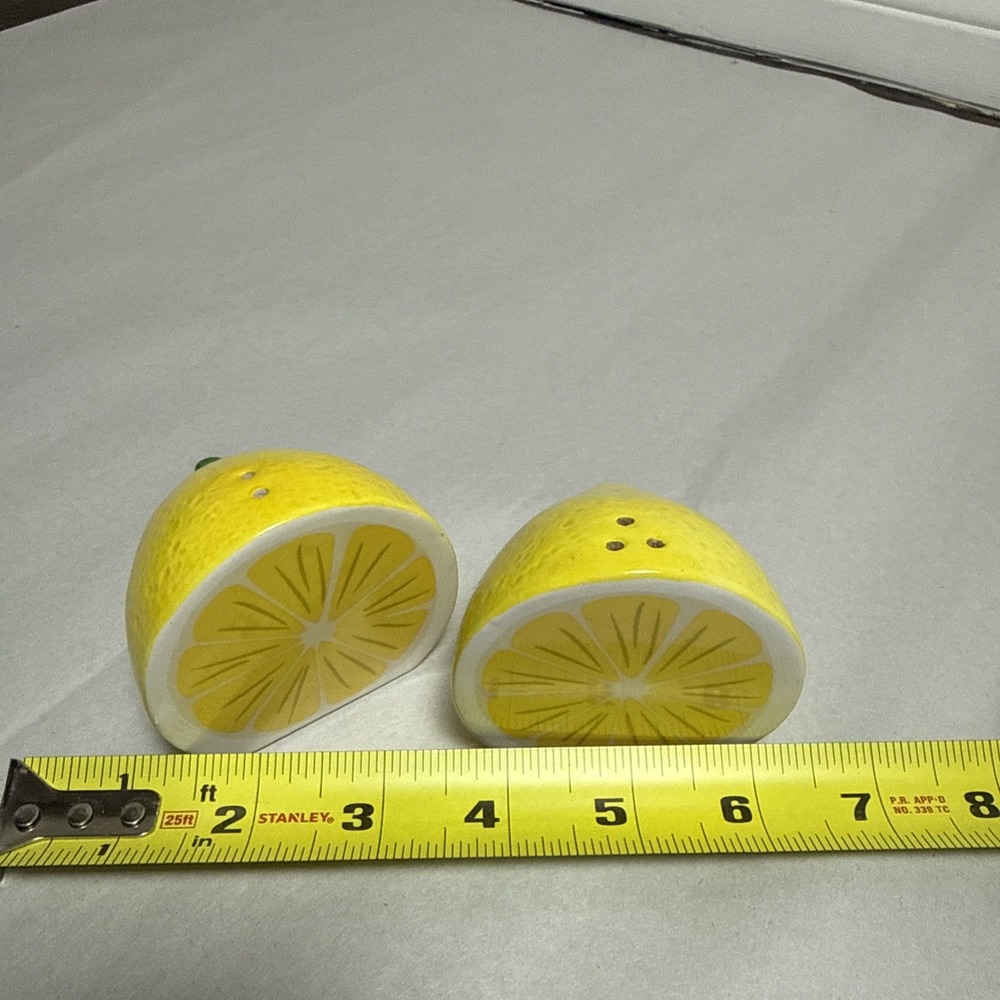 Vintage Ceramic Lemon Salt & Pepper Shakers Fruit Kitchen Farmhouse Décor